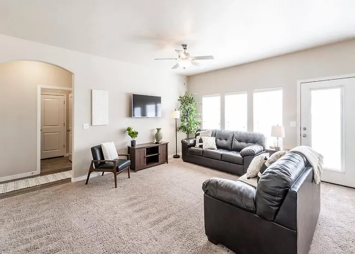 Tj Rancher Home, Wifi, King Beds